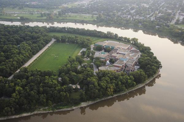 St. John's-Ravenscourt School
